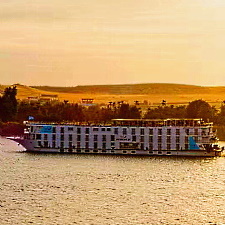 M/S Luna